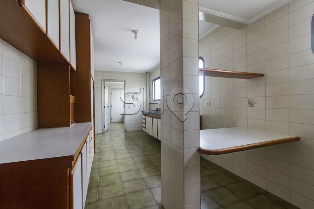 Apartamento à venda com 3 quartos, 189m² - Foto 4