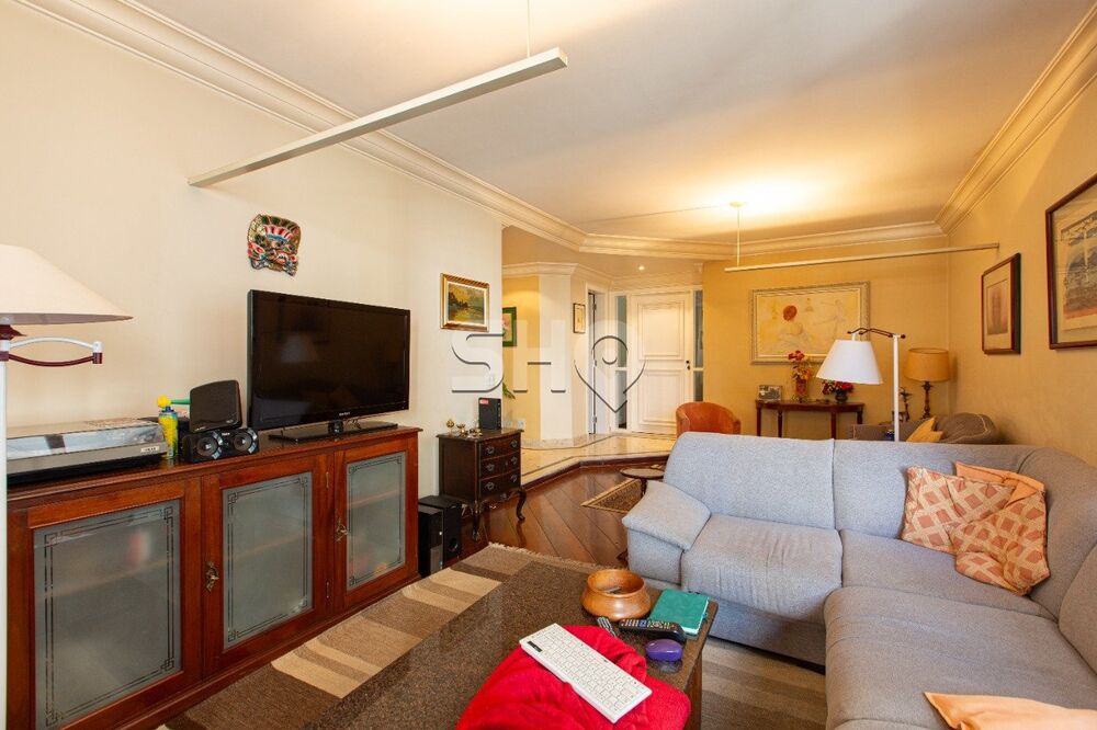 Apartamento à venda com 4 quartos, 170m² - Foto 1