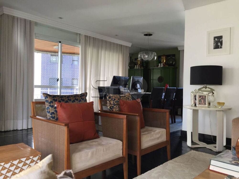 Apartamento, 3 quartos, 180 m² - Foto 1