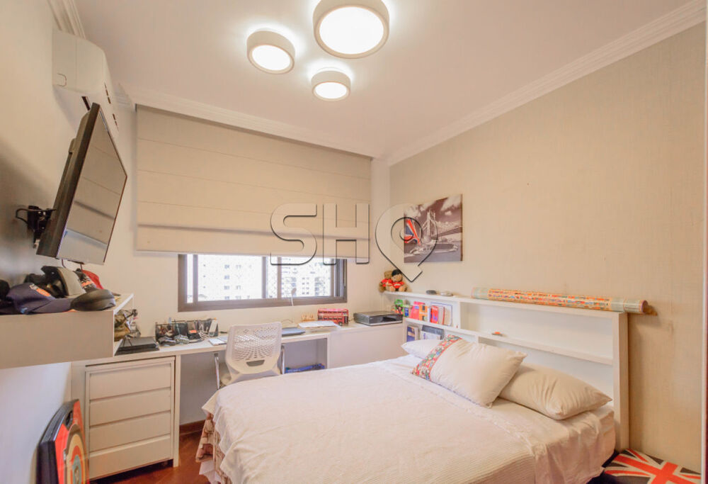 Apartamento, 4 quartos, 215 m² - Foto 2