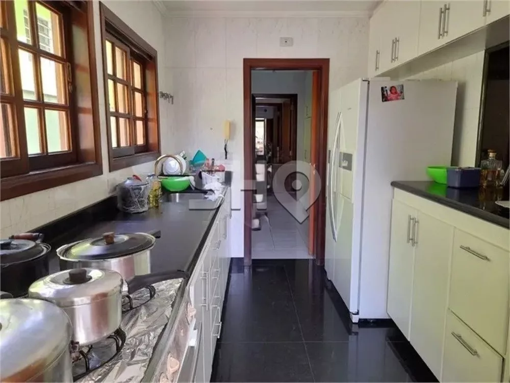 Sobrado à venda com 4 quartos, 330m² - Foto 9