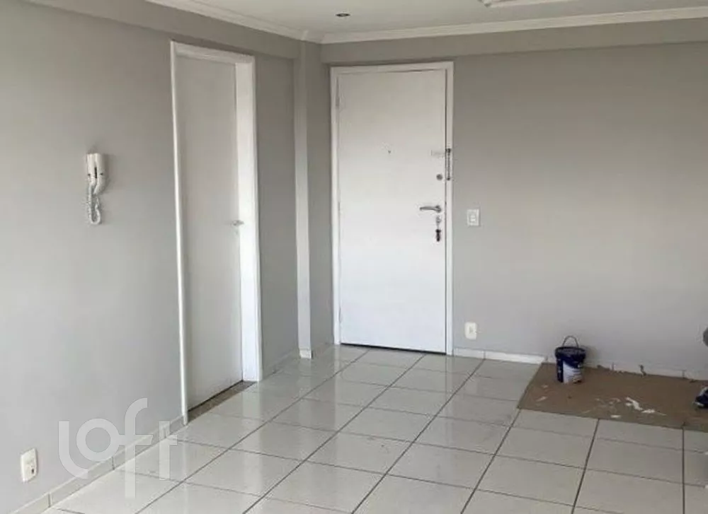 Apartamento à venda com 2 quartos, 80m² - Foto 10