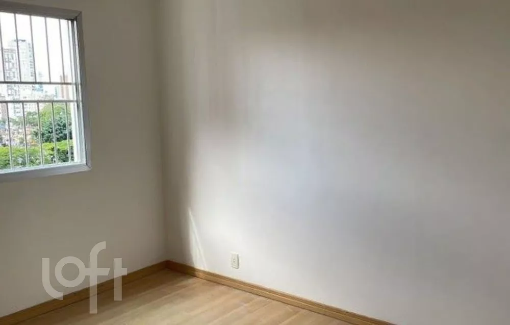 Apartamento à venda com 2 quartos, 80m² - Foto 3