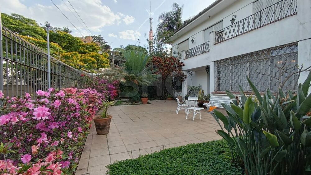 Casa à venda com 3 quartos, 400m² - Foto 8