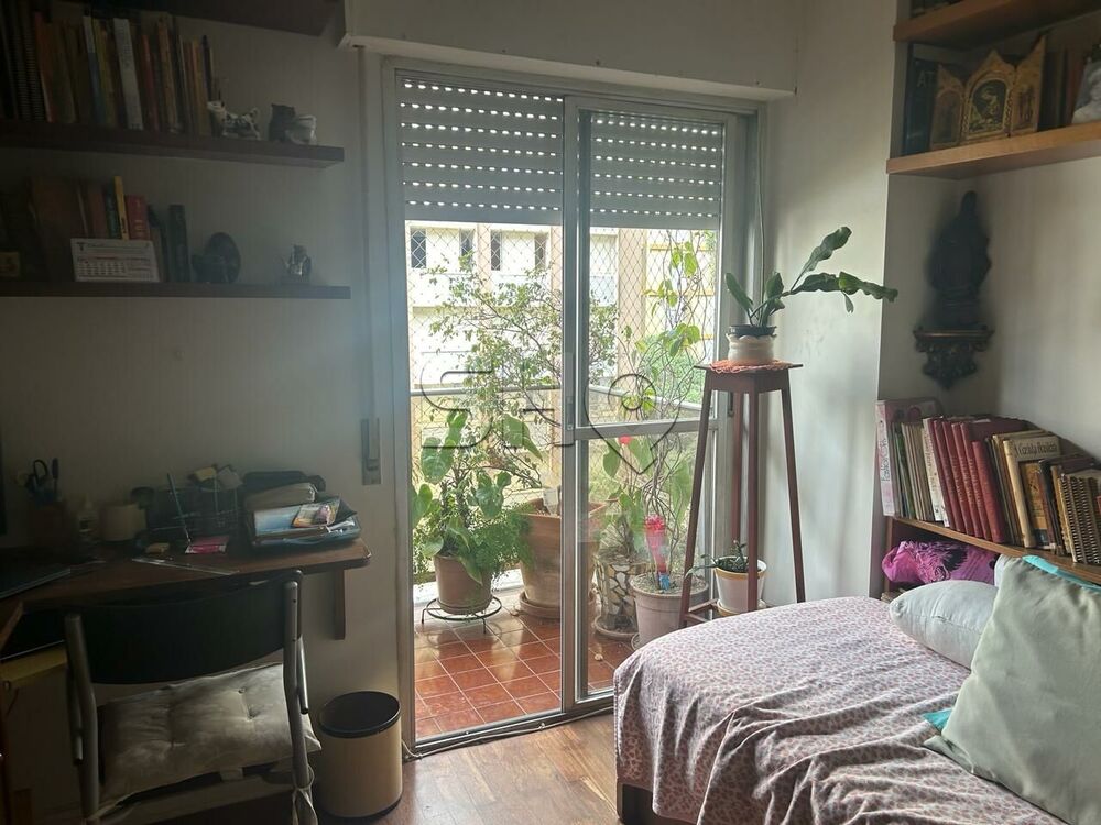 Apartamento à venda com 3 quartos, 131m² - Foto 13