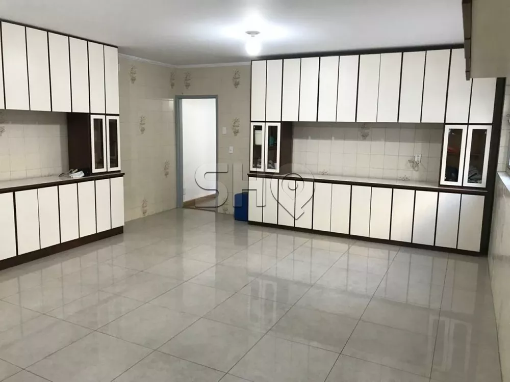 Sobrado à venda com 3 quartos, 271m² - Foto 4