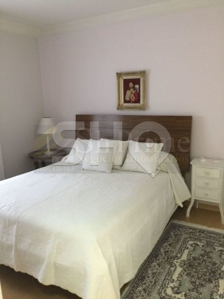 Apartamento à venda com 3 quartos, 210m² - Foto 2