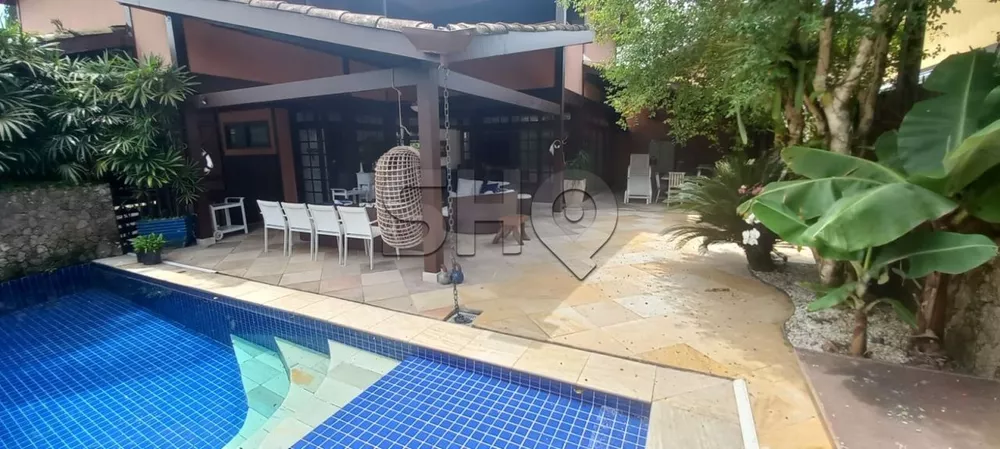 Casa de Condomínio à venda com 4 quartos, 270m² - Foto 1