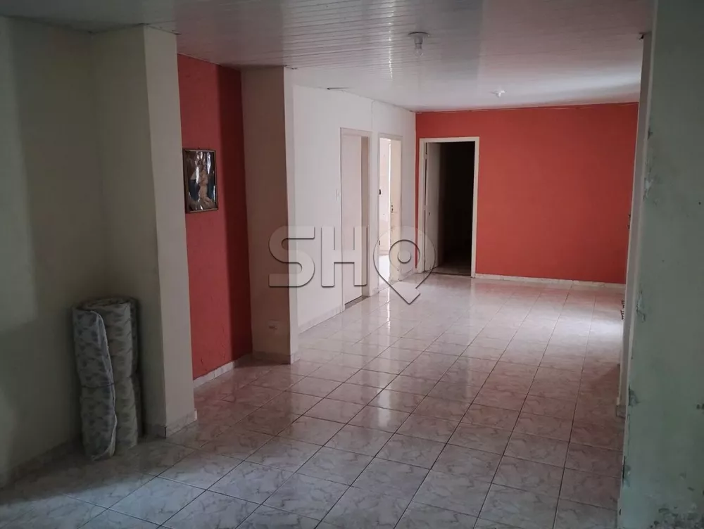 Casa à venda com 5 quartos, 200m² - Foto 1