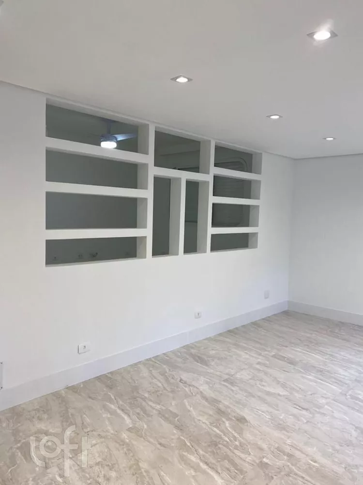 Apartamento à venda com 3 quartos, 210m² - Foto 4