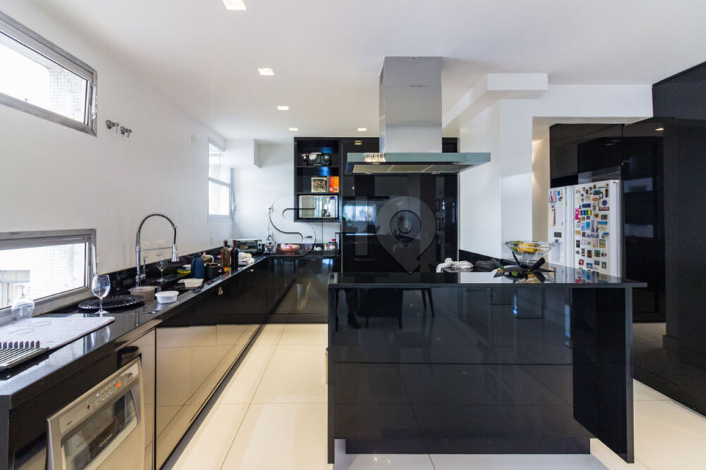 Apartamento, 3 quartos, 330 m² - Foto 4