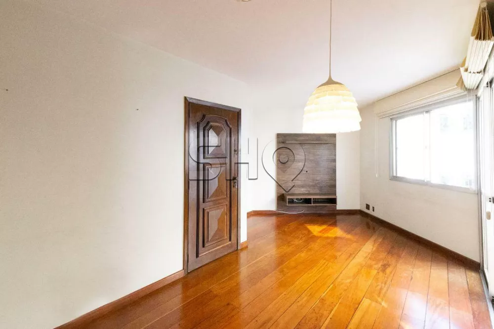 Apartamento à venda com 2 quartos, 70m² - Foto 1