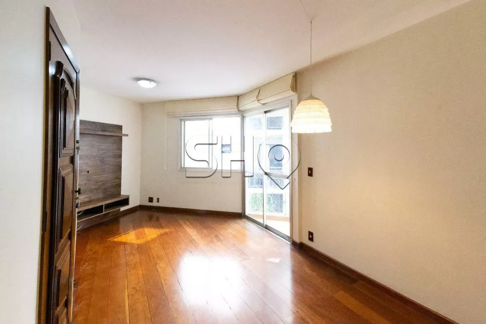 Apartamento à venda com 2 quartos, 70m² - Foto 2