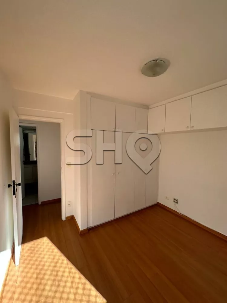 Apartamento para alugar com 3 quartos, 75m² - Foto 4