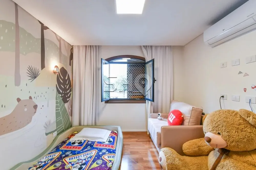 Apartamento, 3 quartos, 260 m² - Foto 4
