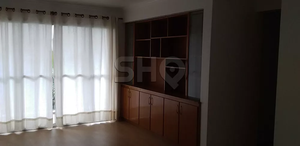 Apartamento à venda com 2 quartos, 81m² - Foto 2