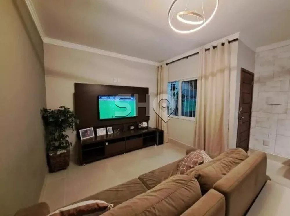 Sobrado à venda com 2 quartos, 134m² - Foto 1