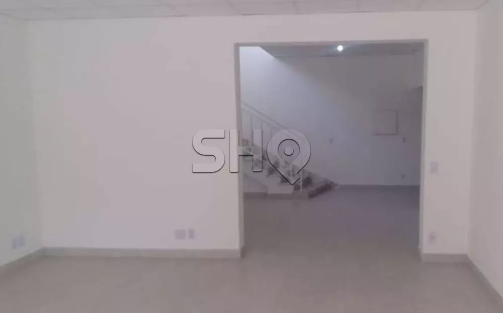 Casa Comercial à venda com 8 quartos, 795m² - Foto 2