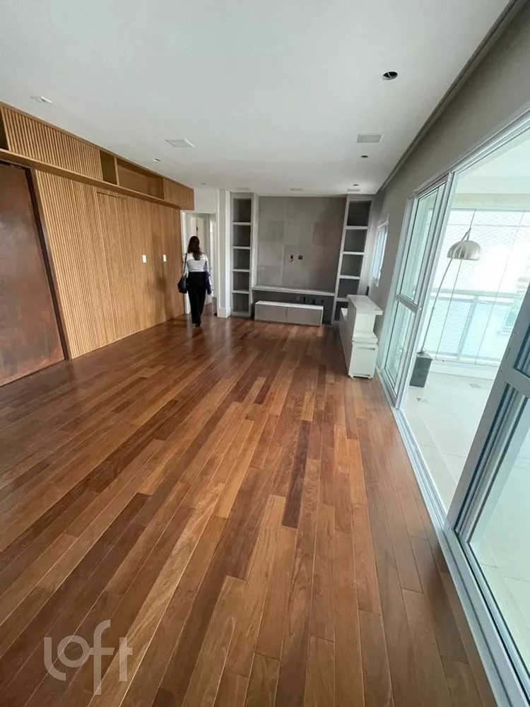 Apartamento à venda com 3 quartos, 181m² - Foto 2