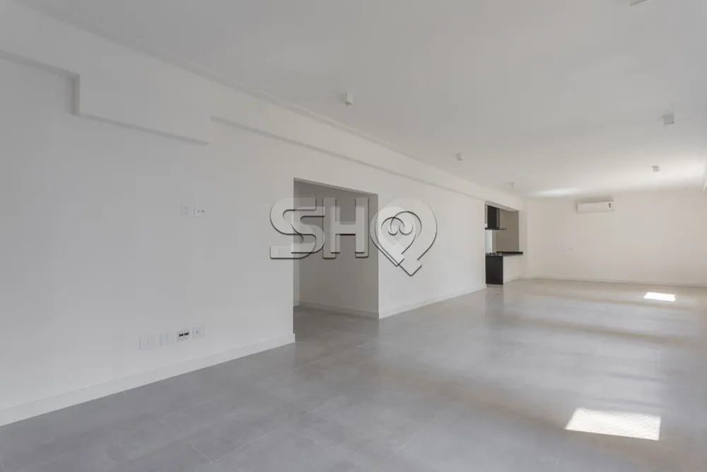 Apartamento, 3 quartos, 225 m² - Foto 1