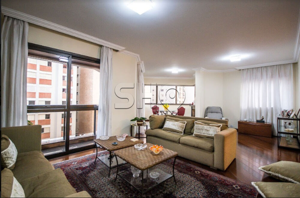 Apartamento à venda com 4 quartos, 223m² - Foto 1