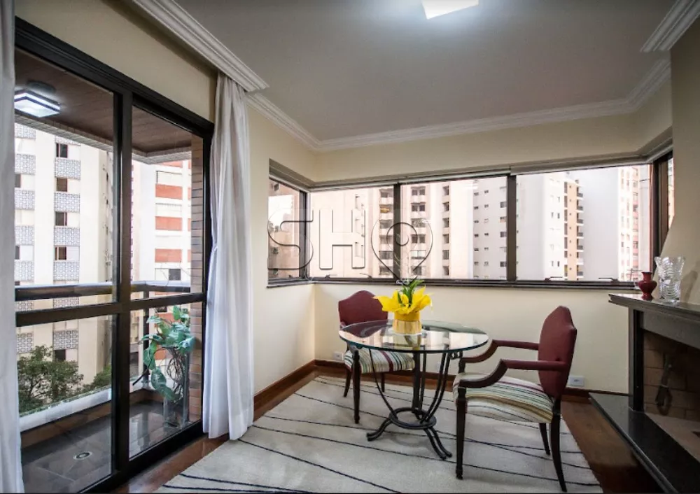 Apartamento, 4 quartos, 223 m² - Foto 1