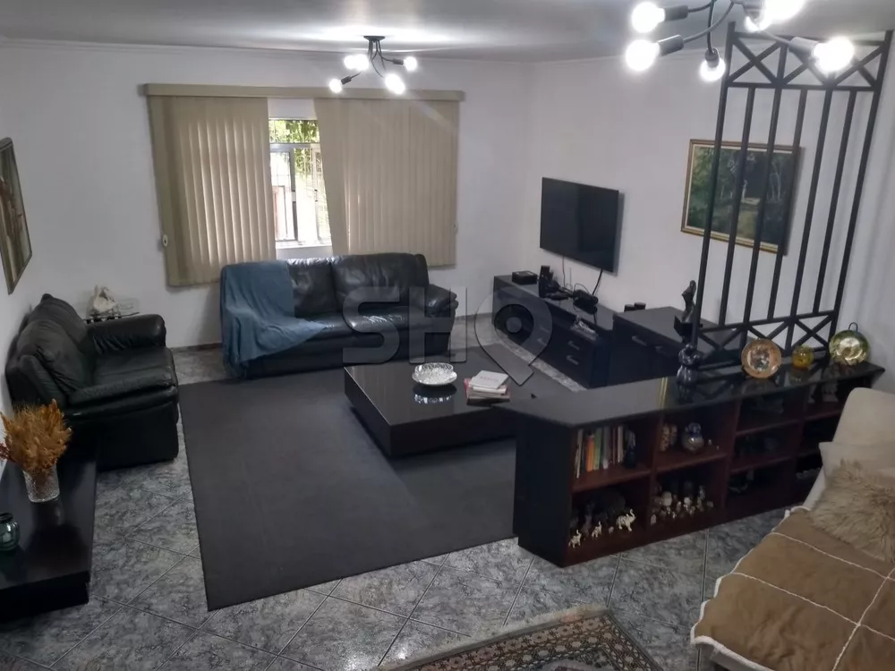 Sobrado à venda com 4 quartos, 320m² - Foto 2