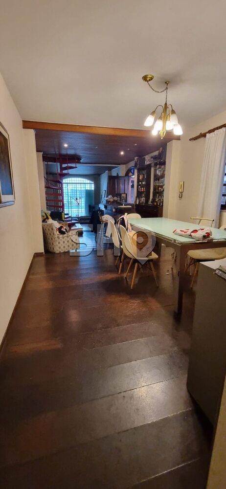 Sobrado, 3 quartos, 250 m² - Foto 1