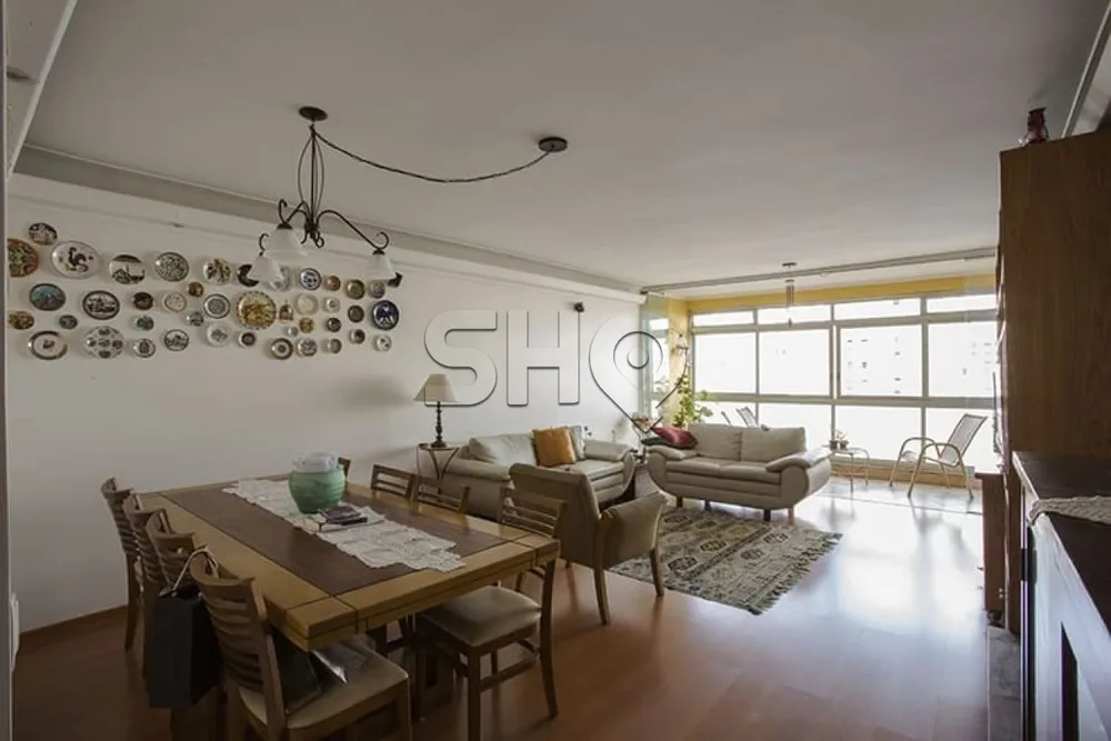 Apartamento, 3 quartos, 140 m² - Foto 2