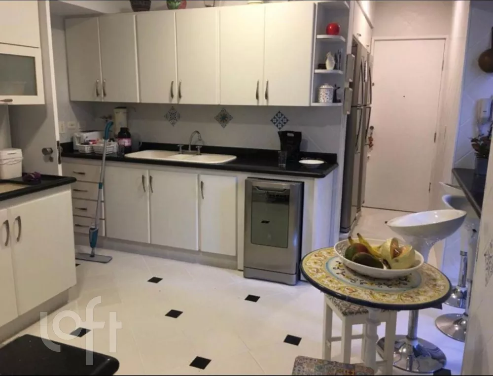 Apartamento à venda com 3 quartos, 172m² - Foto 6