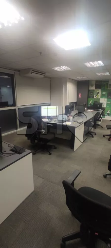 Loja-Salão, 630 m² - Foto 1