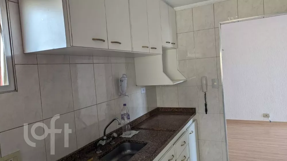 Apartamento à venda com 2 quartos, 70m² - Foto 4