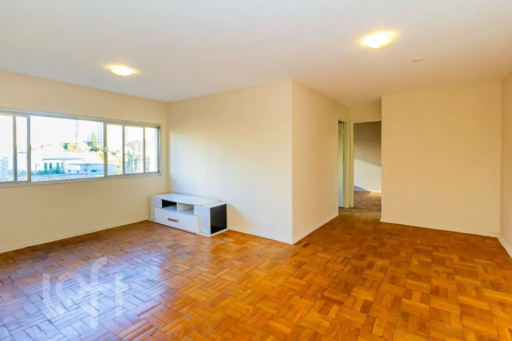 Apartamento à venda com 2 quartos, 82m² - Foto 3