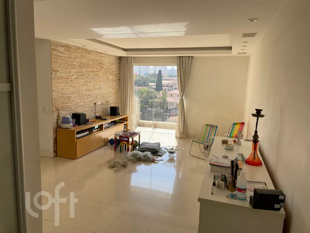 Apartamento à venda com 3 quartos, 115m² - Foto 1