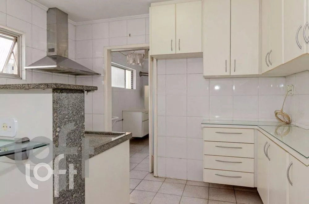 Apartamento à venda com 3 quartos, 104m² - Foto 3