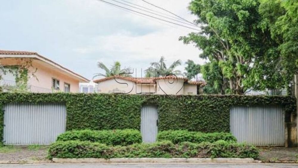 Sobrado à venda com 5 quartos, 320m² - Foto 1