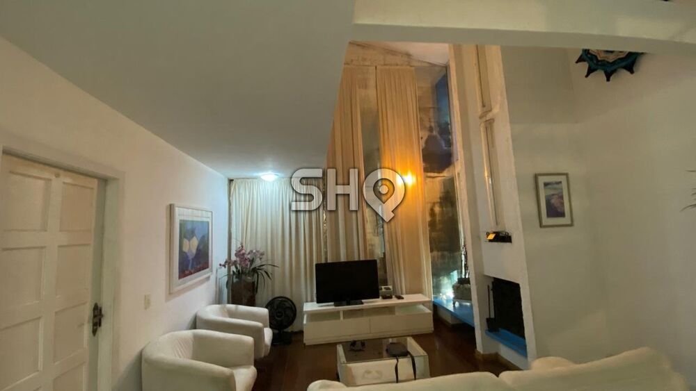 Casa à venda com 4 quartos, 369m² - Foto 1