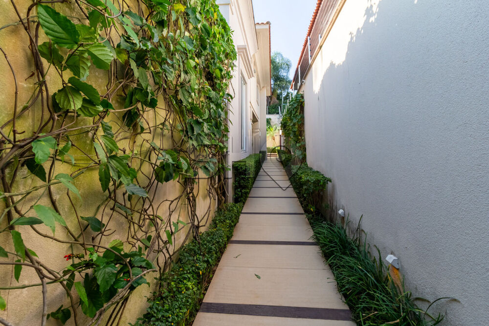 Sobrado, 4 quartos, 360 m² - Foto 2