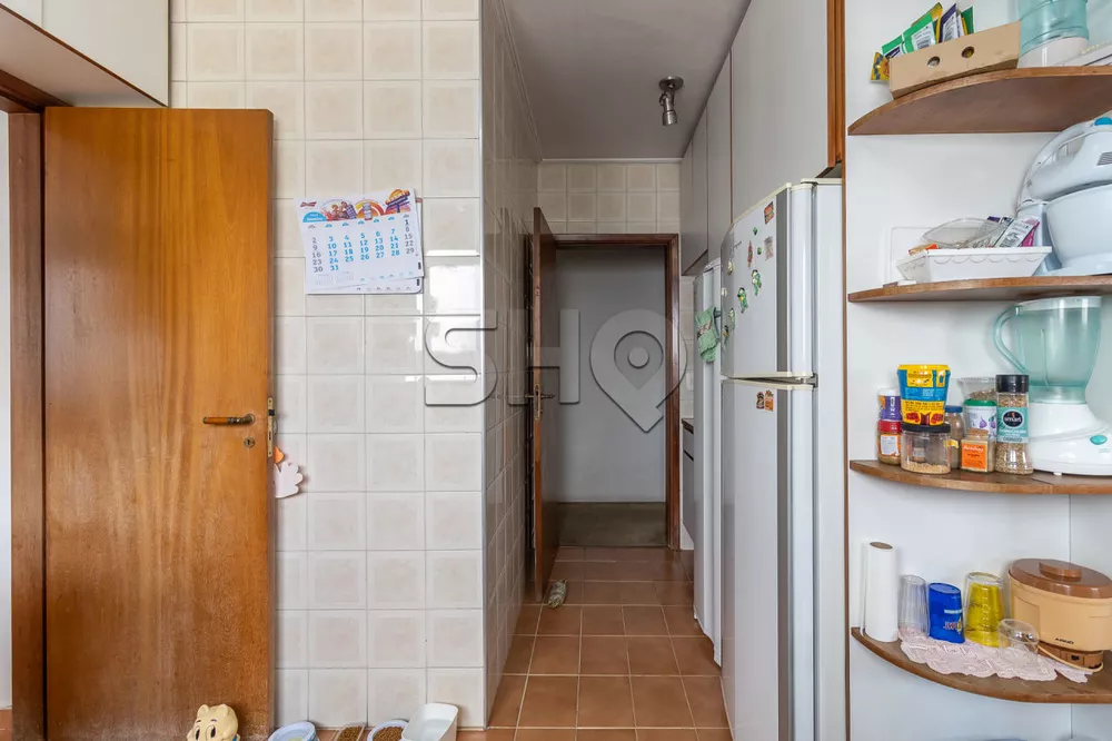 Apartamento à venda com 3 quartos, 204m² - Foto 38