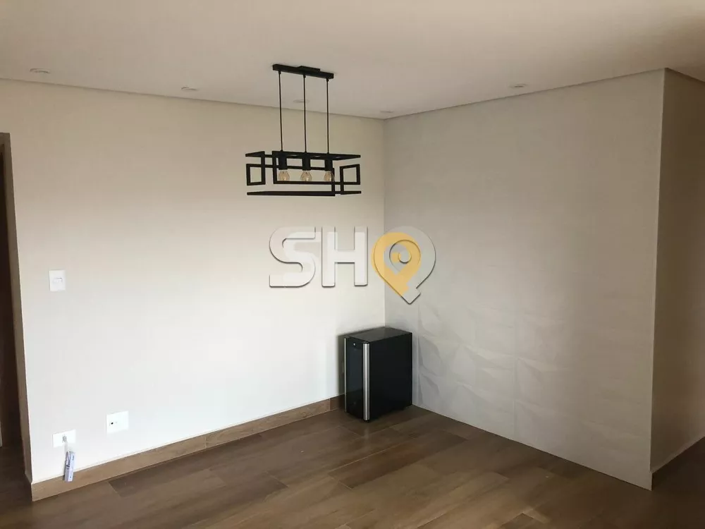 Apartamento à venda com 2 quartos, 70m² - Foto 3