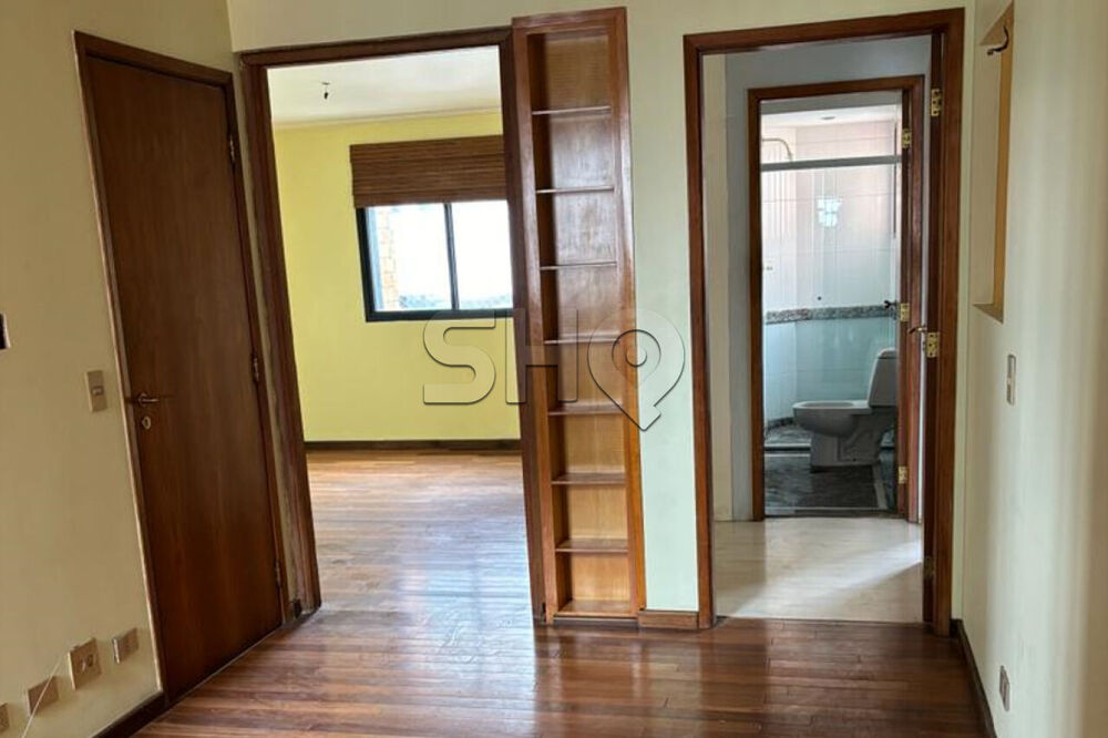 Apartamento à venda com 4 quartos, 220m² - Foto 8