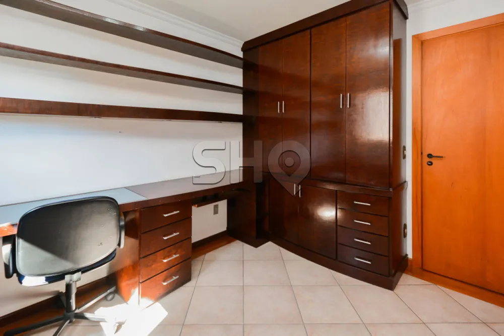 Apartamento, 3 quartos, 173 m² - Foto 2