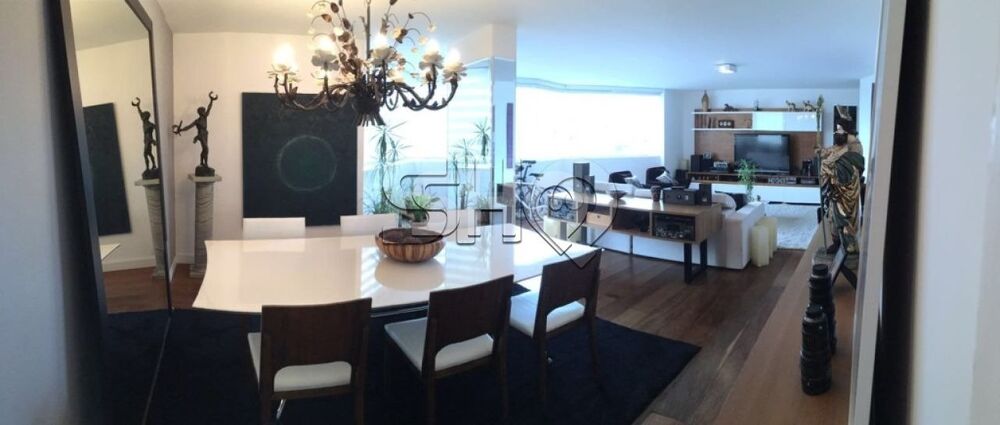 Apartamento para alugar com 3 quartos, 200m² - Foto 1