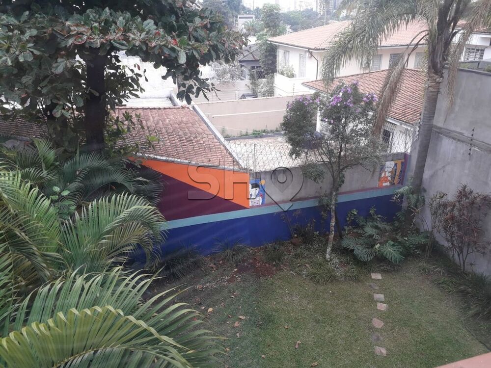 Casa à venda com 4 quartos, 300m² - Foto 9