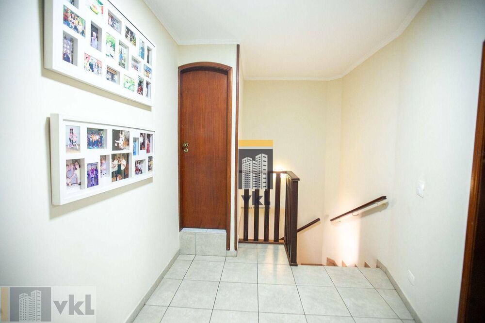Sobrado à venda com 4 quartos, 372m² - Foto 3