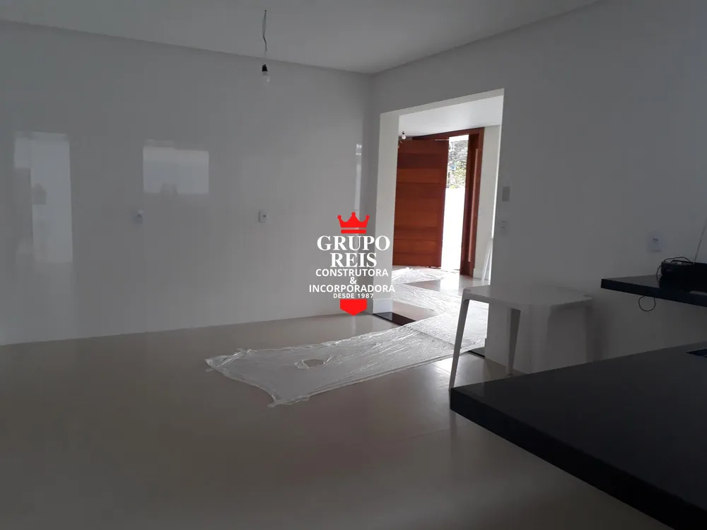 Sobrado, 3 quartos, 313 m² - Foto 2