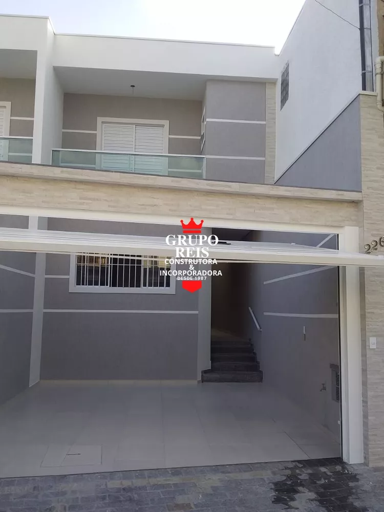 Sobrado à venda com 3 quartos, 150m² - Foto 1