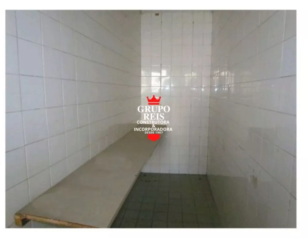 Casa Comercial à venda com 3 quartos, 1000m² - Foto 4