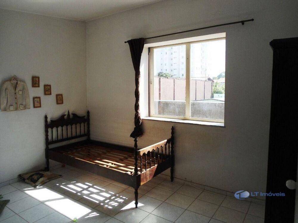 Casa, 4 quartos, 228 m² - Foto 7