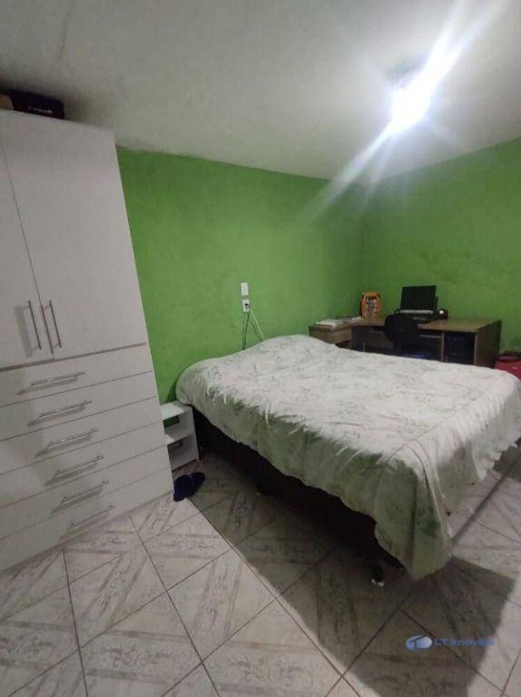 Casa, 4 quartos, 114 m² - Foto 1